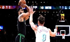 爱游戏地址-快船客场不敌森林狼，遭遇两连败