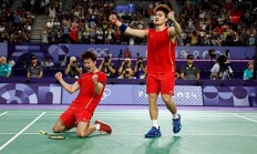 爱游戏app下载-包含羽毛球男双决赛精彩演绎，选手实力强大的词条