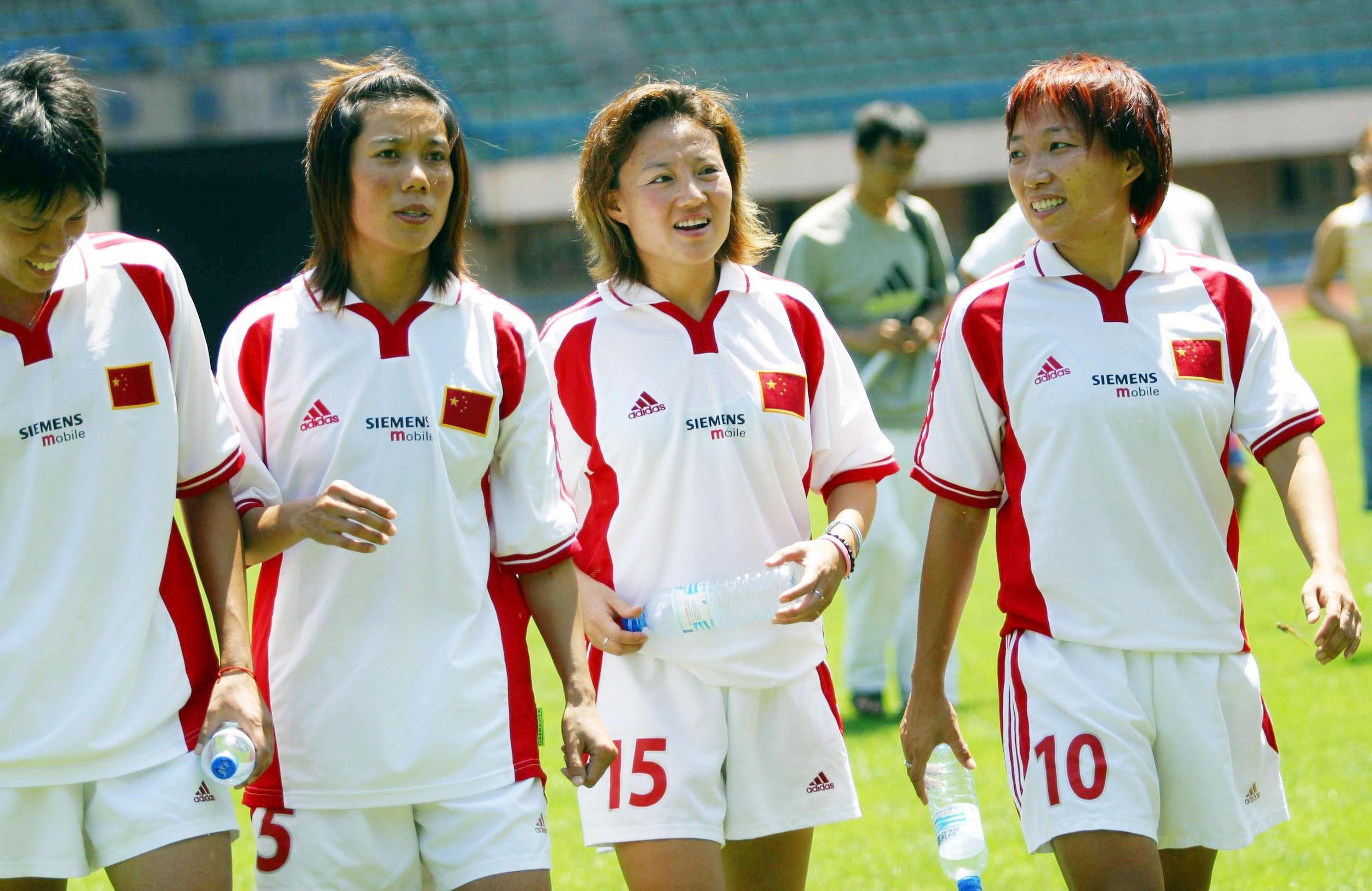 中国女足传奇继续，夺得比赛冠军