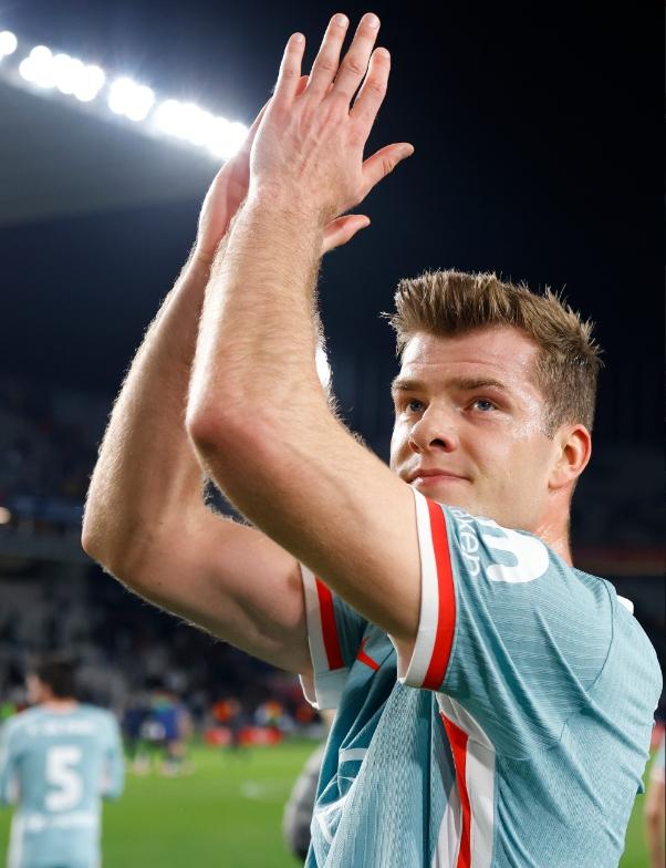 包含柏林赫塔士气高昂，球员状态亮眼备战下一场比赛的词条