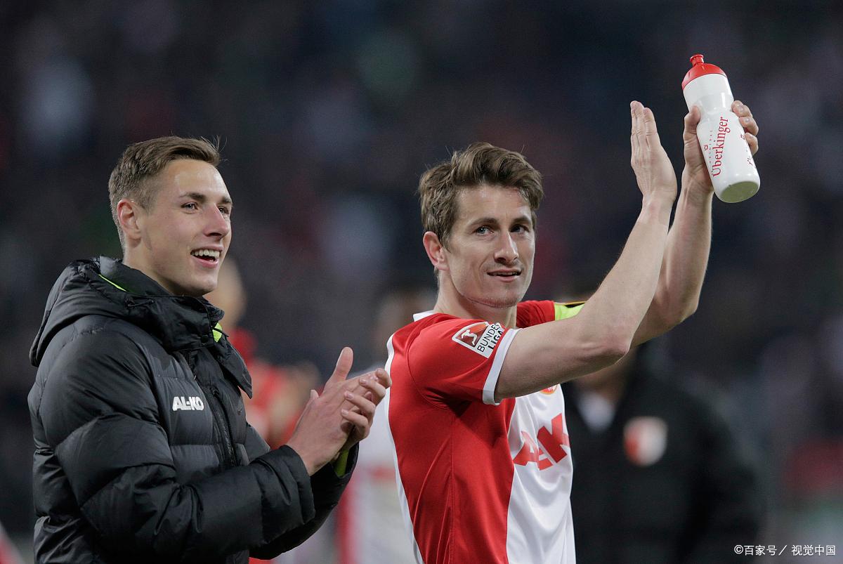 斯图加特客场大败，降级形势严峻