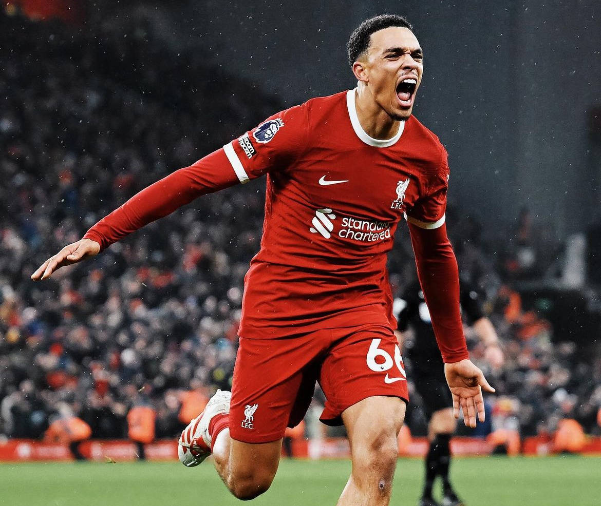 关于利物浦击败阿森纳拿下关键三分积分榜上升的信息