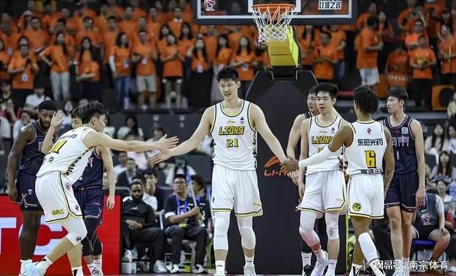 山西男篮客场击败对手！取得关键胜利