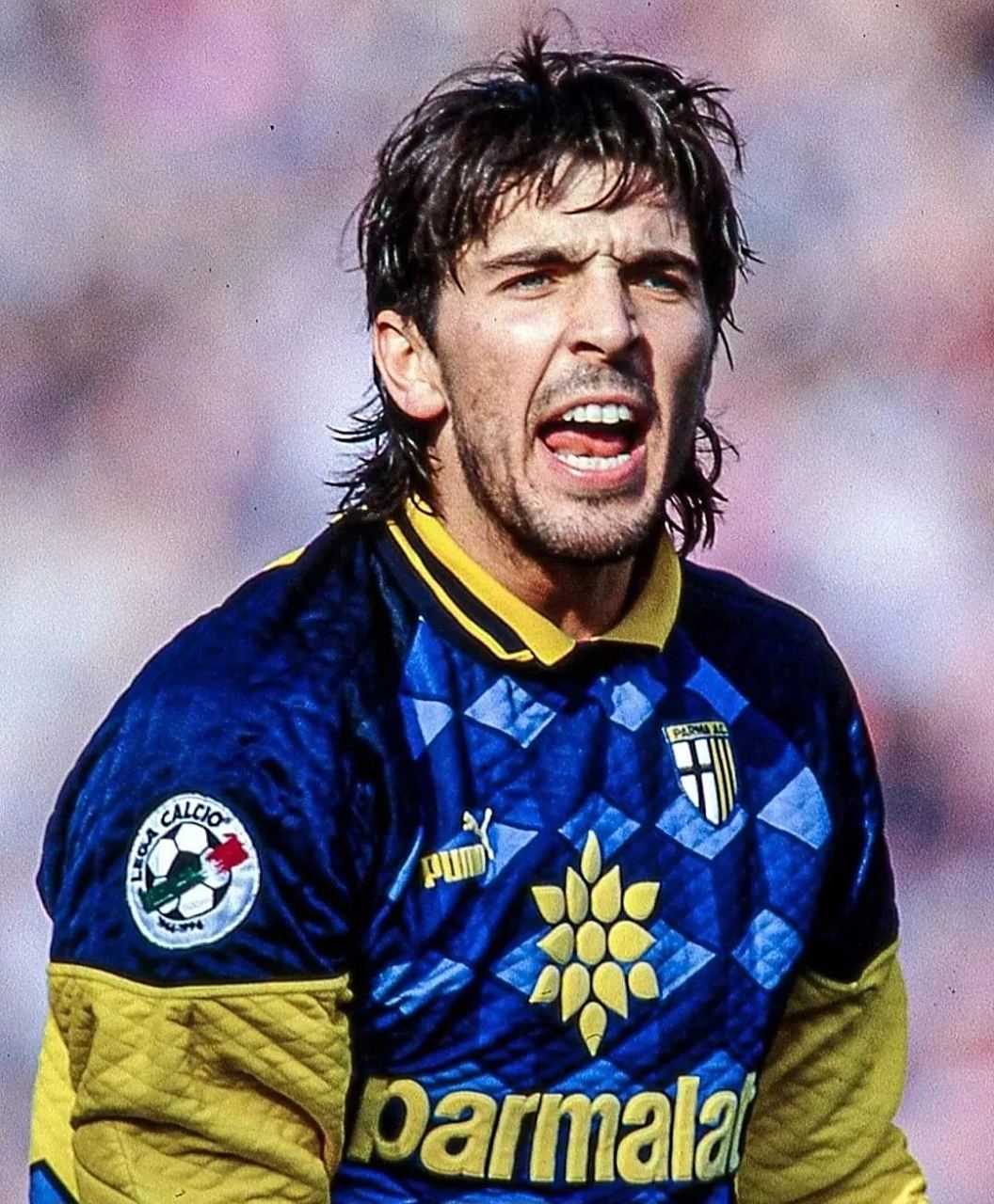 传奇球星布冯宣布退役，结束辉煌职业生涯