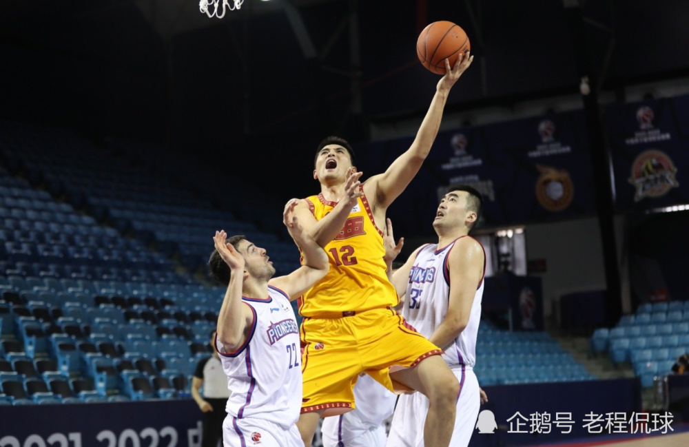 包含艰难拼搏：两队一决高下，谁能在苦战中脱颖而出的词条