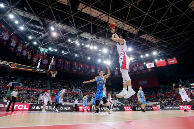 关于湖南队主场不敌对手，遗憾失利的信息