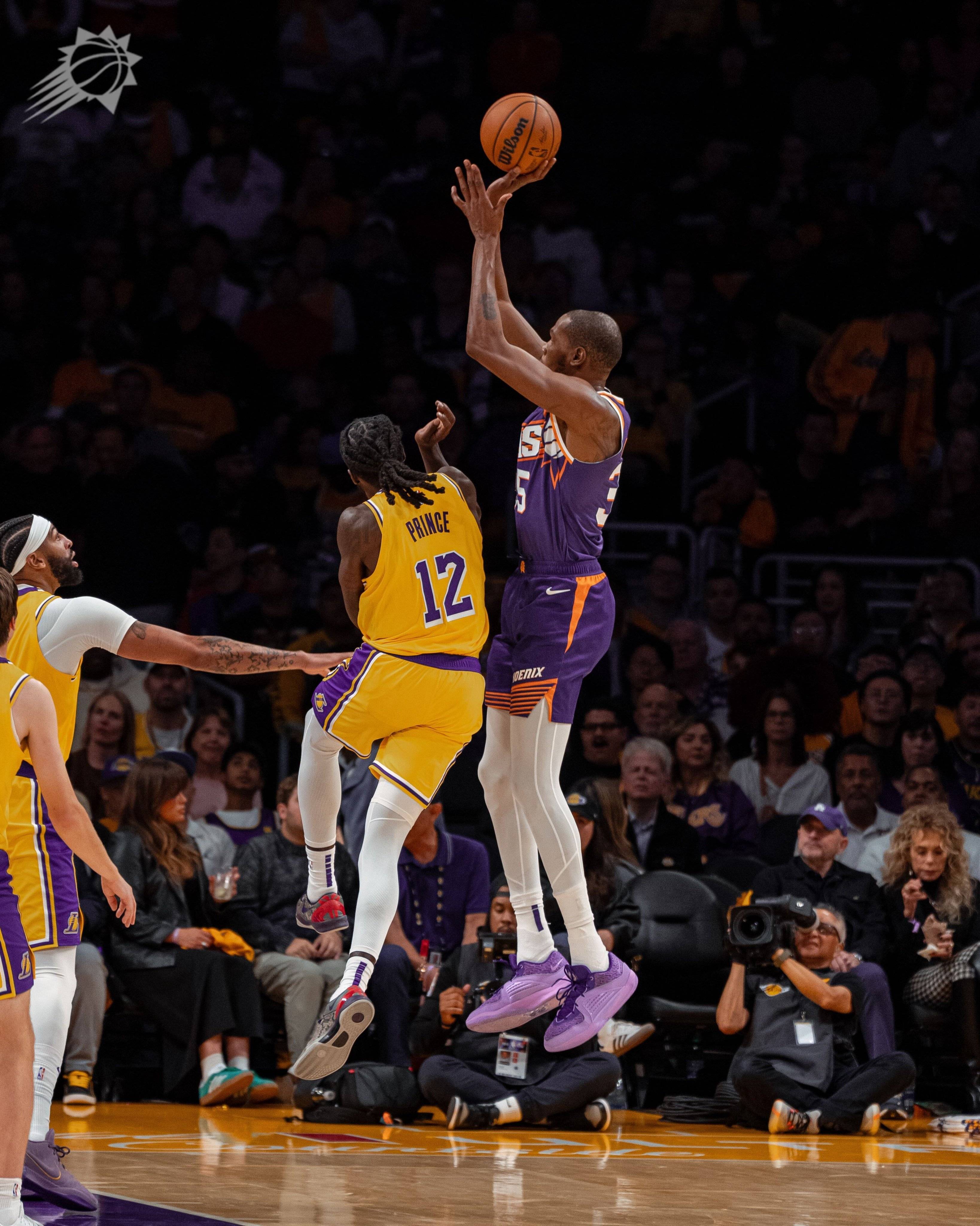 包含巨人再胜尼克斯，安东尼-戴维斯发威的词条