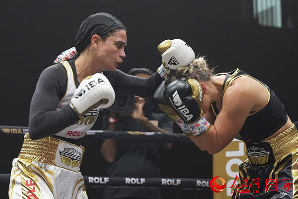 伊朗队在拳击赛事中夺得佳绩