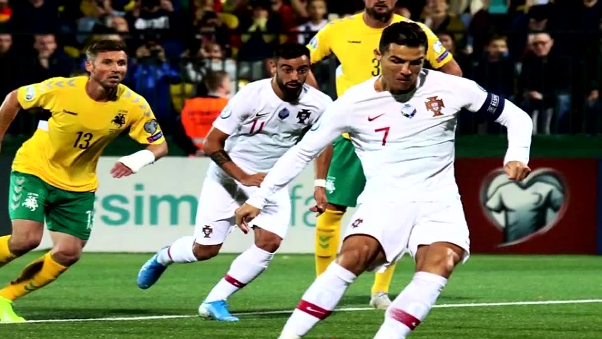 荷兰客场小胜立陶宛,欧预赛保持赛事不败纪录!的简单介绍 荷兰客场小胜立陶宛,欧预赛保持赛事不败纪录!的简单介绍